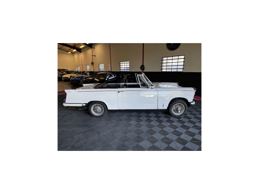TRIUMPH d'occasion DIVERS HERALD 1200 de 1965 Aix Les Bains (73)﻿