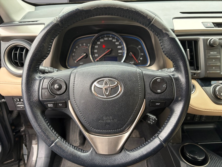 TOYOTA d'occasion RAV4 124 D-4D 2WD WHITE EDITION de 2014 Saint Omer