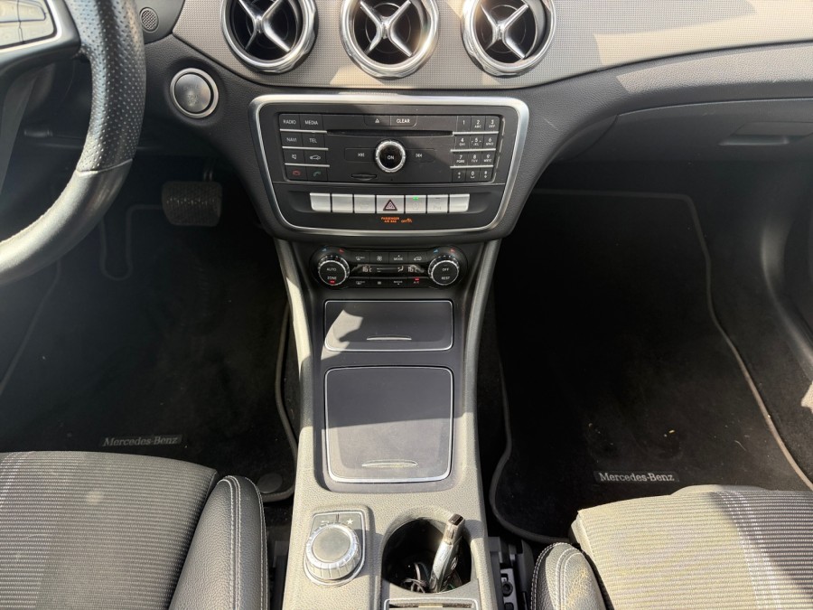 MERCEDES d'occasion GLA 200 d 136ch Sensation 7G-DCT Euro6c de 2019