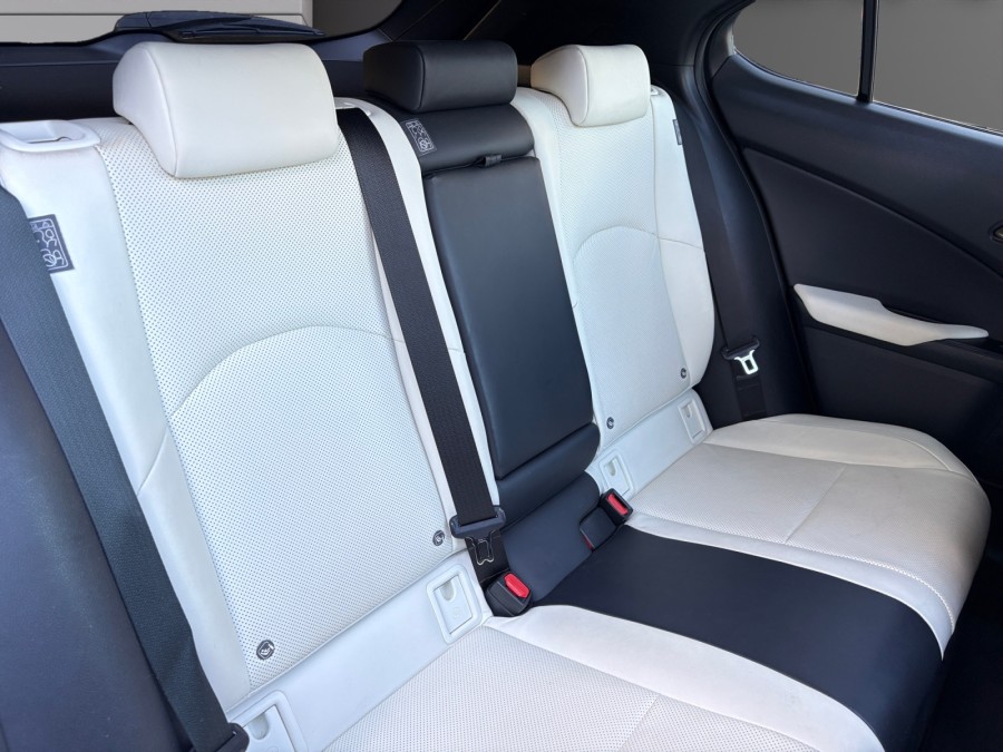 LEXUS d'occasion UX 250h 2WD F SPORT MY21 de 2021 Méry Sur Oise (95)﻿