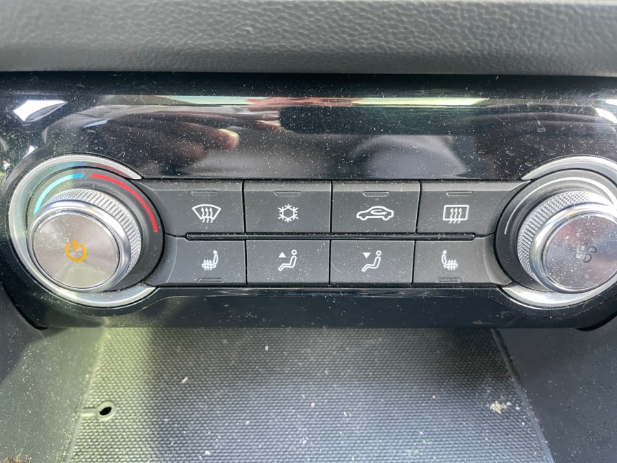 MG d'occasion ZS EV 44.5 kWh LUXURY de 2021 Limoges (87)﻿