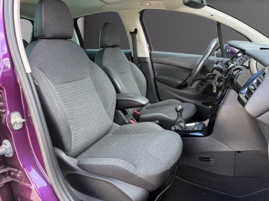 CITROEN d'occasion C3 CITROEN C3 1.2 110Ch EXCLUSIVE de 2016 Poitiers