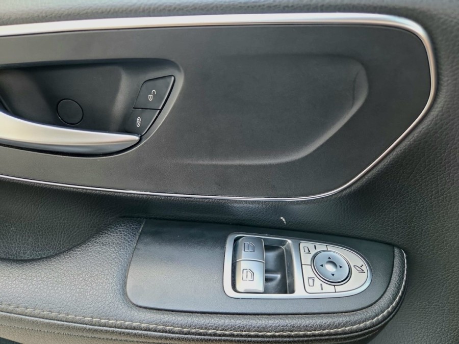 MERCEDES d'occasion CLASSE V MERCEDES CLASSE V EXTRA LONG 220D