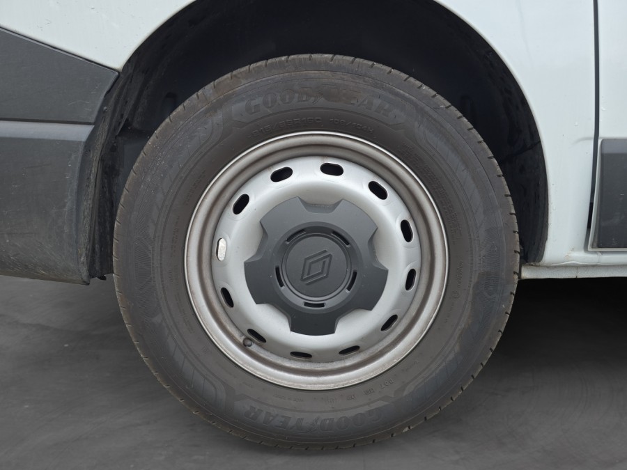 RENAULT d'occasion TRAFIC L1H1 3T 2.0 Blue dCi 150ch Cabine