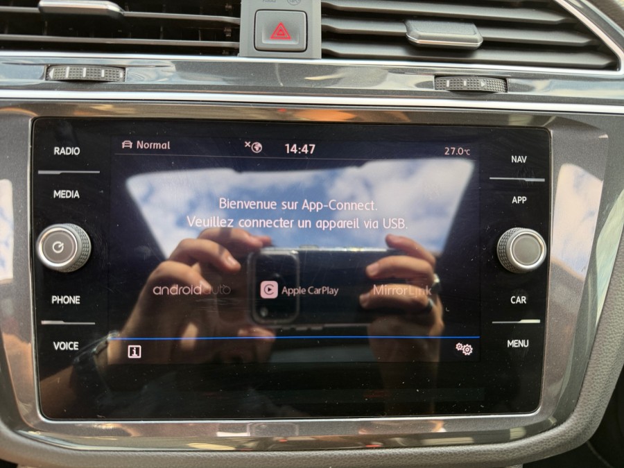 VOLKSWAGEN d'occasion TIGUAN 2.0 TDI 240 4X4 DSG BLACK R-LINE de 2019
