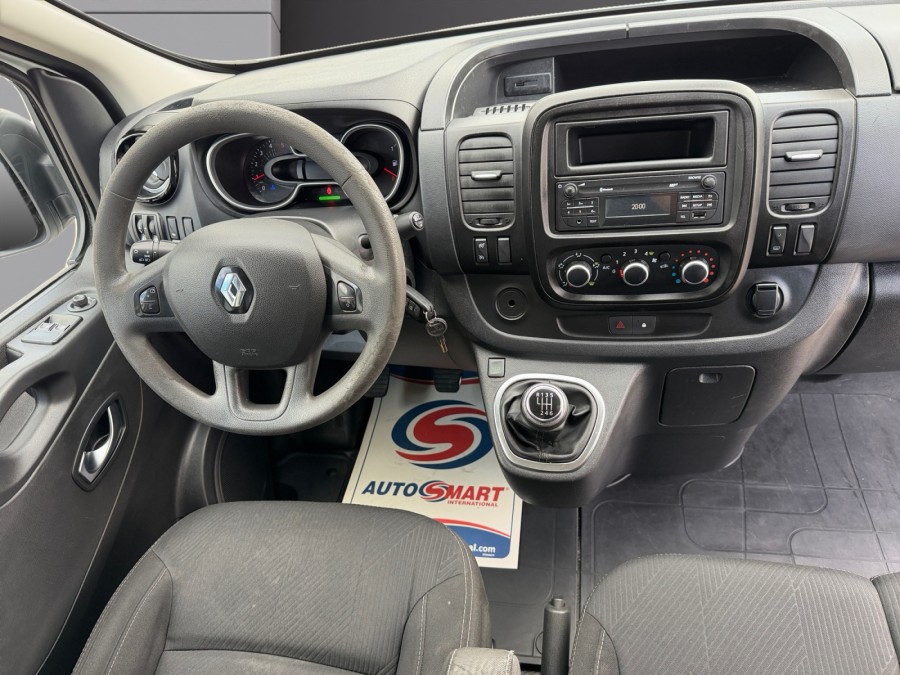 RENAULT d'occasion TRAFIC L1H1 1200 2.0 dCi 120ch Grand Confort E6 de