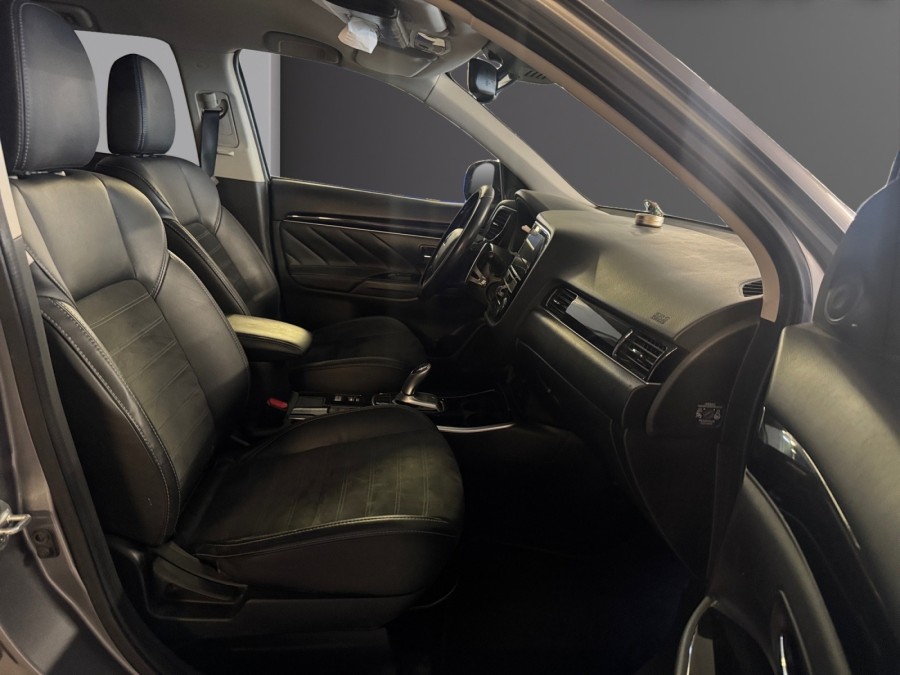 MITSUBISHI d'occasion OUTLANDER PHEV TWIN MOTOR INTENS 4WD de 2019