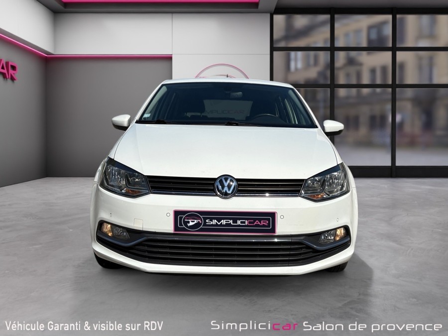 VOLKSWAGEN d'occasion POLO 1.4 TDI 90 CONFORTLINE de 2016 Salon de