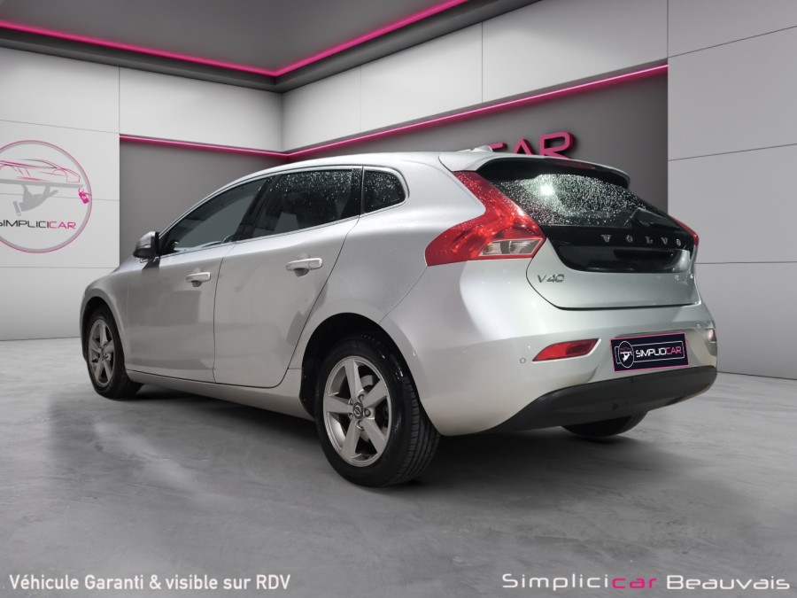 VOLVO d'occasion V40 T2 de 2015 Beauvais (60)﻿