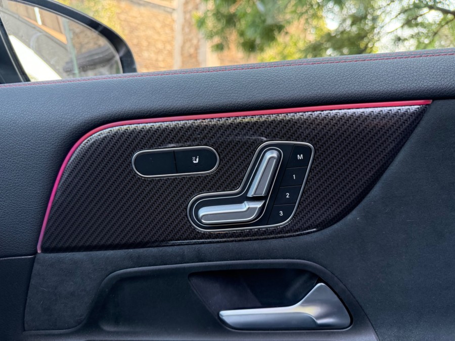 MERCEDES d'occasion GLA 200 d 150ch AMG Line 8G-DCT de 2020 Champigny