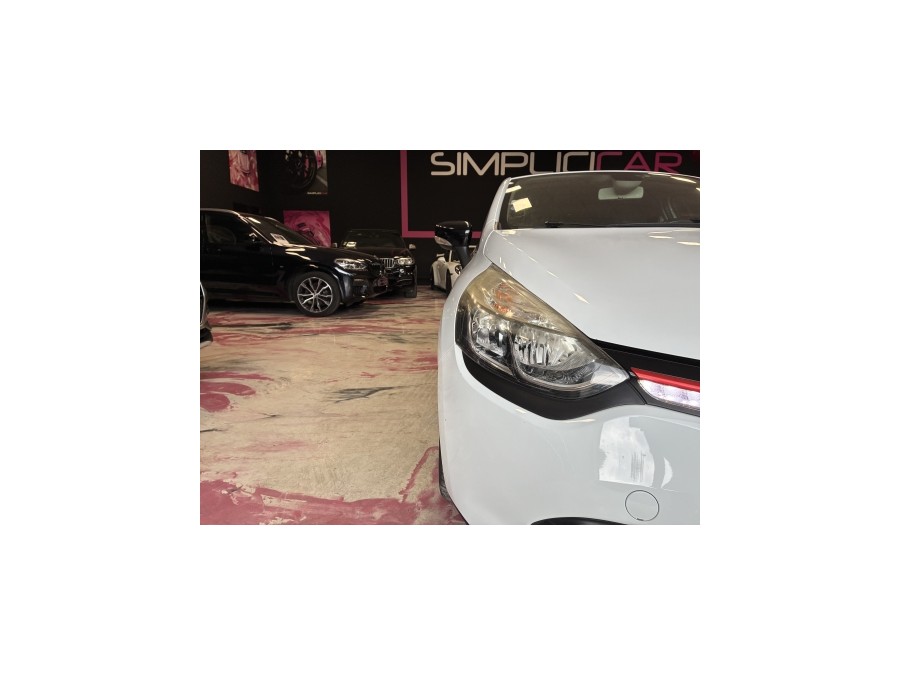 RENAULT d'occasion CLIO IV 0.9 TCE 90 ENERGY ZEN de 2015 Annecy (74)﻿