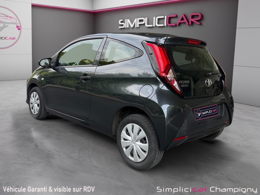 TOYOTA d'occasion AYGO 1.0 VVT-i 72ch x-black 3p de 2019 Champigny