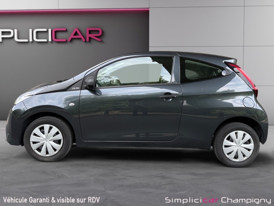 TOYOTA d'occasion AYGO 1.0 VVT-i 72ch x-black 3p de 2019 Champigny