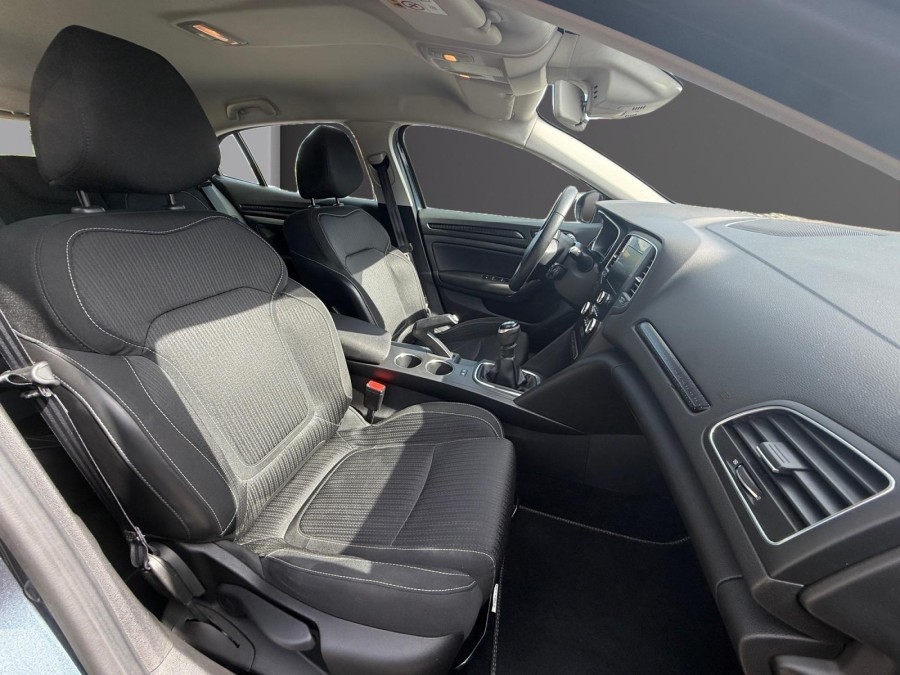 RENAULT d'occasion MEGANE 1.5 dCi 110ch energy Life de 2016 Brive La
