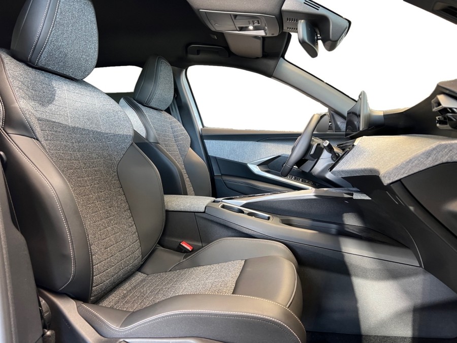 PEUGEOT d'occasion 3008 III 1.2 HYBRID 145 GT EXCLUSIVE E-DCS de 2025