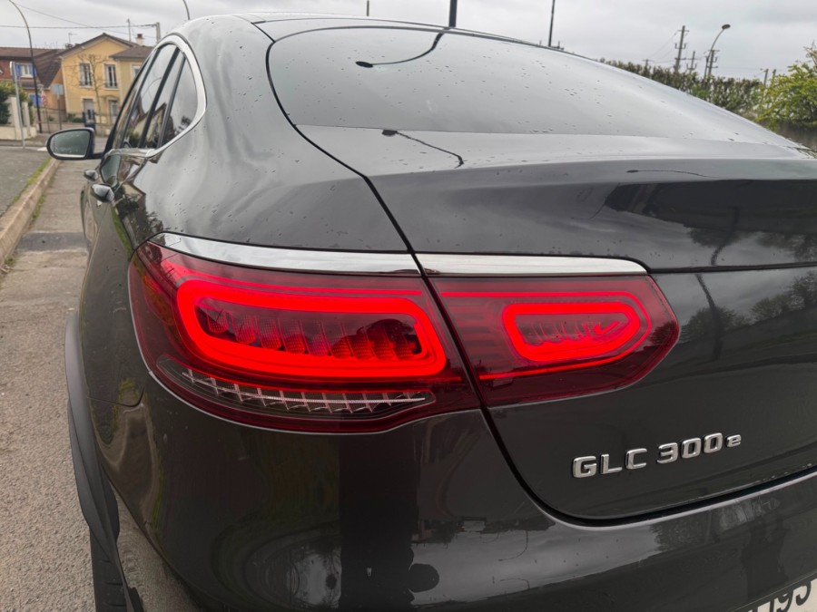 MERCEDES d'occasion GLC 300 e 211+122ch AMG Line 4Matic 9G-Tronic