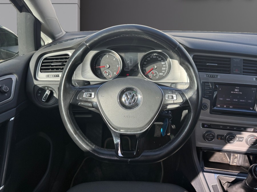 VOLKSWAGEN d'occasion GOLF VII 1.6 TDI 105 de 2014 Dijon (21)﻿