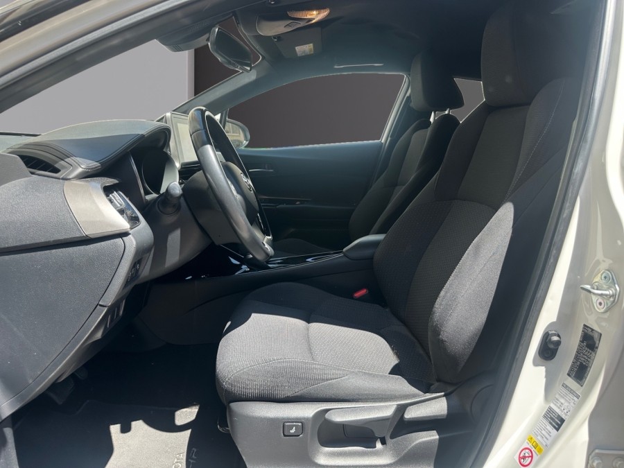 TOYOTA d'occasion C-HR 1.8 122H DYNAMIC de 2019 Le Raincy (93)﻿