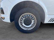 VOLKSWAGEN d'occasion TRANSPORTER L1H1 2.0 TDI 102 2.8T BUSINESS LINE