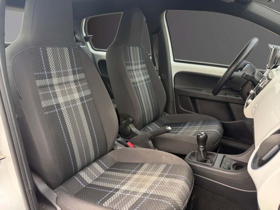 VOLKSWAGEN d'occasion UP 1.0 60ch up! club 5p de 2015 Orleans (45)﻿