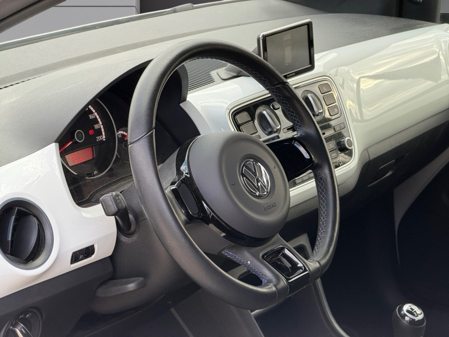 VOLKSWAGEN d'occasion UP 1.0 60ch up! club 5p de 2015 Orleans (45)﻿