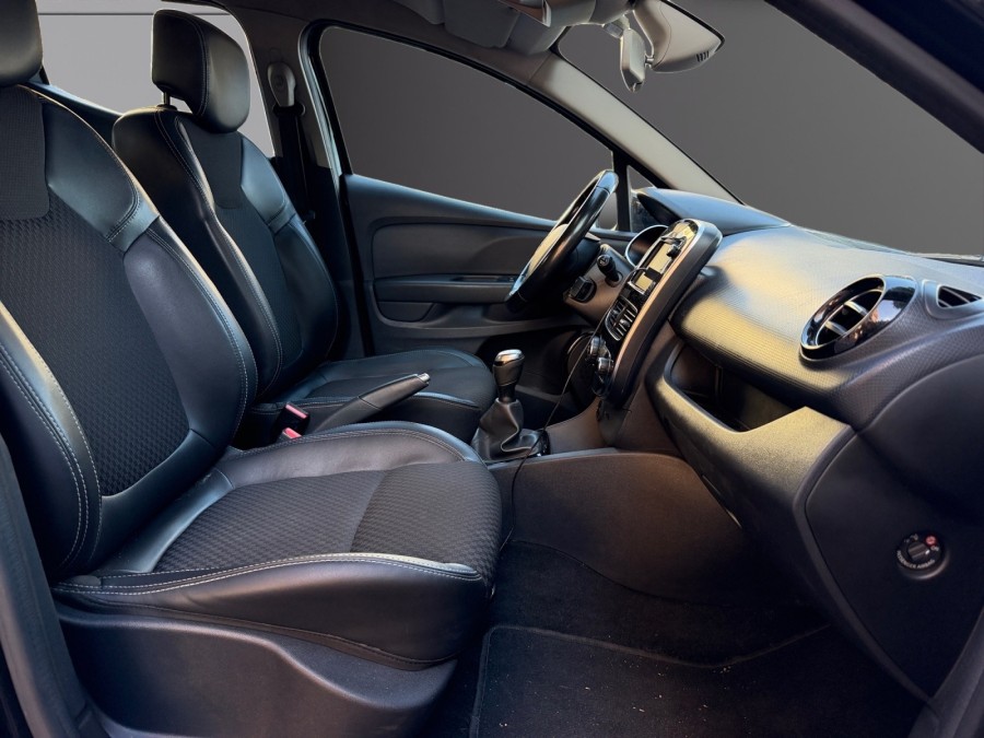 RENAULT d'occasion CLIO 0.9 TCe 90ch energy Limited 5p Euro6c de 2019