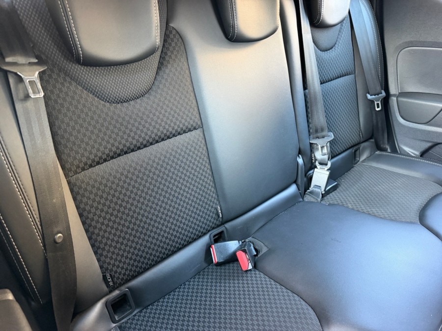 RENAULT d'occasion CLIO 0.9 TCe 90ch energy Limited 5p Euro6c de 2019