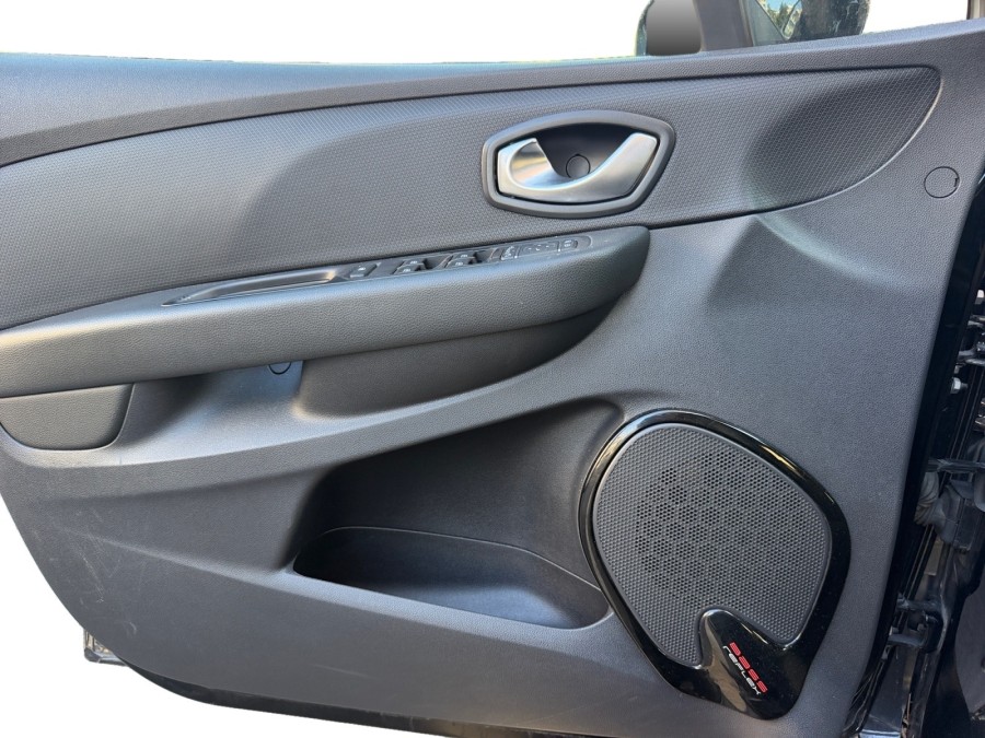 RENAULT d'occasion CLIO 0.9 TCe 90ch energy Limited 5p Euro6c de 2019
