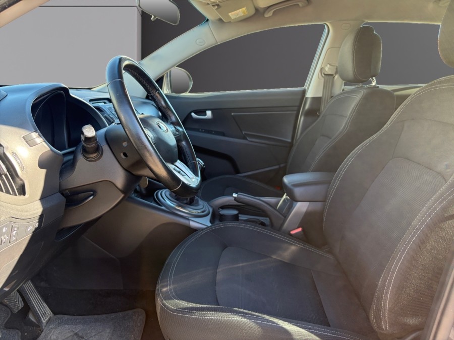 KIA d'occasion SPORTAGE 1.7 CRDI 115 2WD STYLE de 2014 Troyes (10)﻿