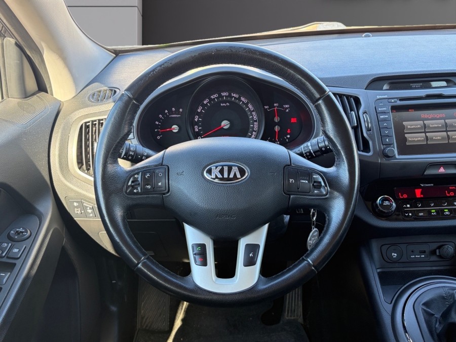 KIA d'occasion SPORTAGE 1.7 CRDI 115 2WD STYLE de 2014 Troyes (10)﻿