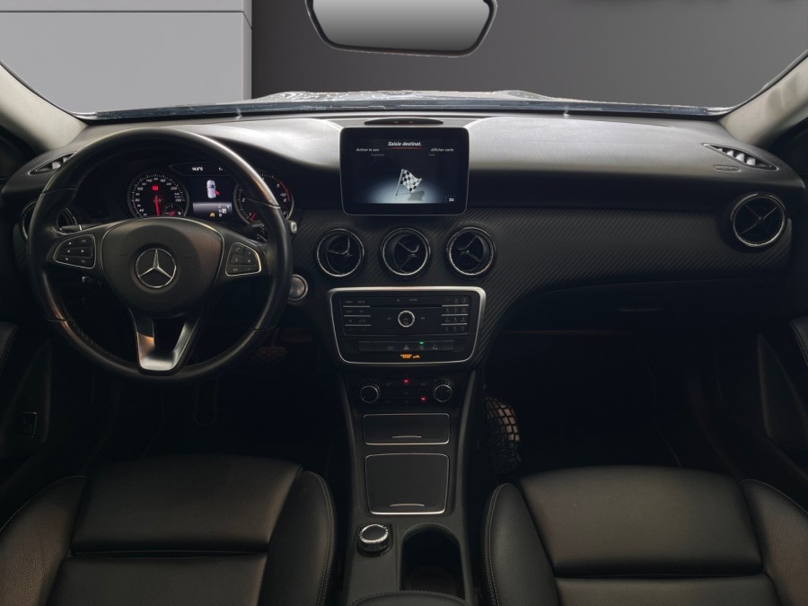 MERCEDES d'occasion CLASSE GLA GLA 200 D STARLIGHT INTUITION de 2019