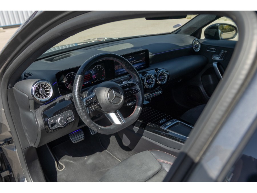 MERCEDES d'occasion CLASSE A 200 AMG LINE DCT de 2023 Troyes (10)﻿