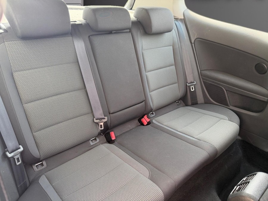VOLKSWAGEN d'occasion GOLF VI 1.6 TDI CR 105 FAP TRENDLINE de 2010