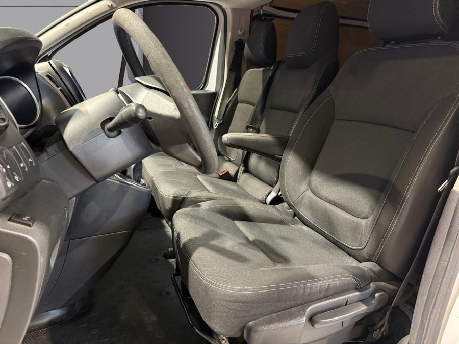 RENAULT d'occasion TRAFIC L2H1 2.0 BLUE DCI 145 de 2021 Narbonne (11)﻿