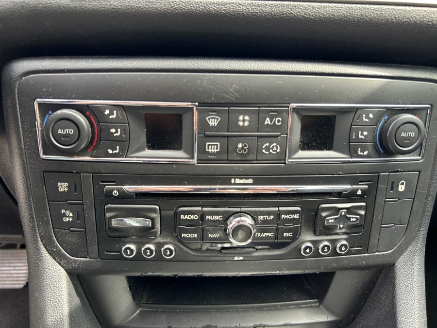 CITROEN d'occasion C5 1.6 EHDI 110 FAP de 2012 Osny (95)﻿