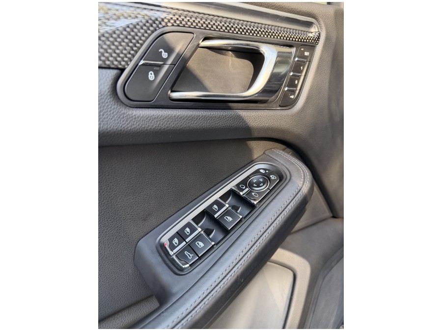 PORSCHE d'occasion MACAN 3.0 V6 360ch GTS PDK de 2016 Champigny sur