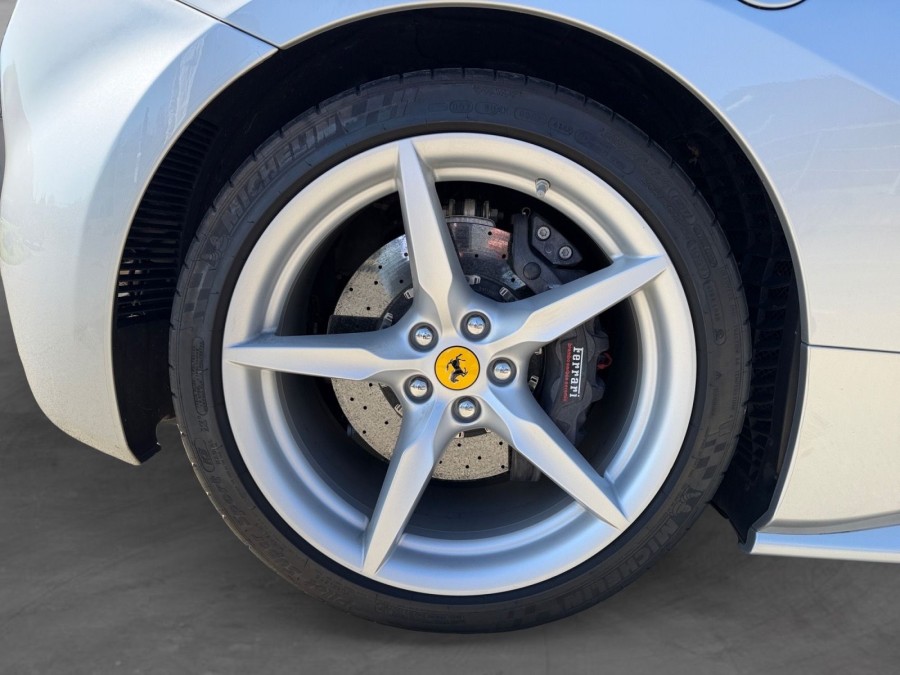 FERRARI d'occasion 488 GTB 488 GTB 3.9 V8 de 2017 Rennes (35)﻿