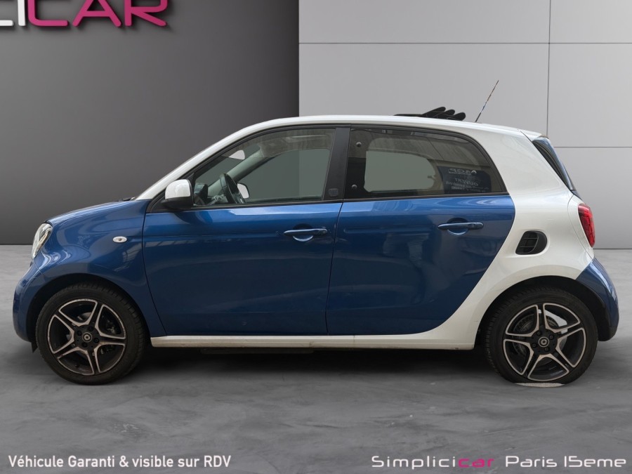 SMART d'occasion FORFOUR ELECTRIC DRIVE PURE 60 KW de 2019 Paris 15