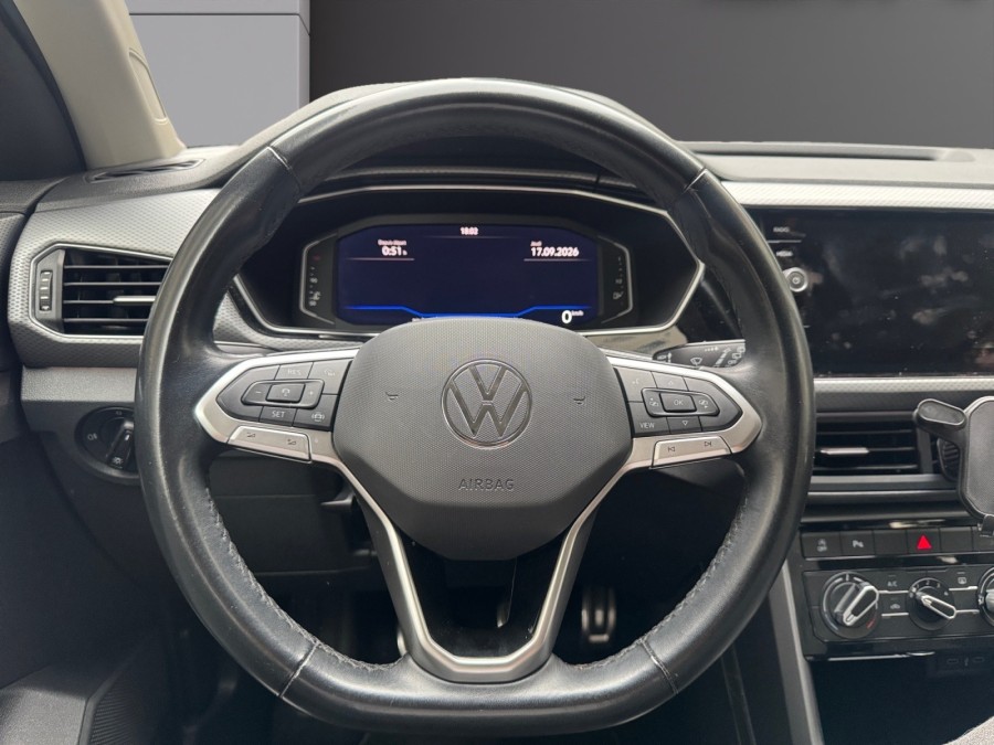 VOLKSWAGEN d'occasion T-CROSS 1 TSI 110 ACTIVE de 2021 Paris 15 (75)﻿