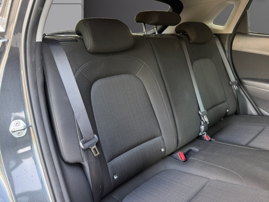 HYUNDAI d'occasion KONA 1.6 GDI HYBRID CREATIVE de 2021 Montreuil