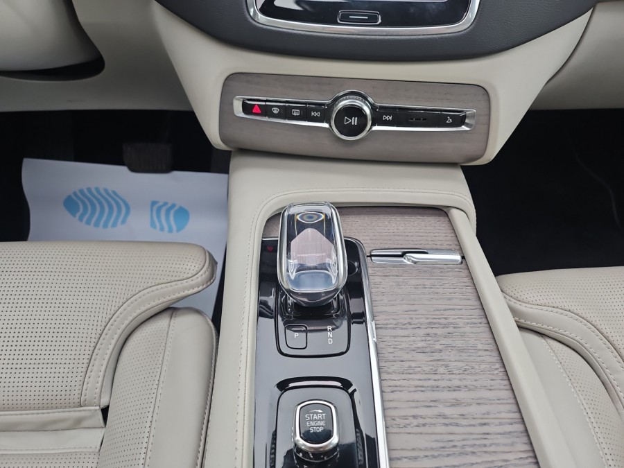 VOLVO d'occasion XC90 T8 AWD 310 + 145ch Inscription Luxe Geartronic