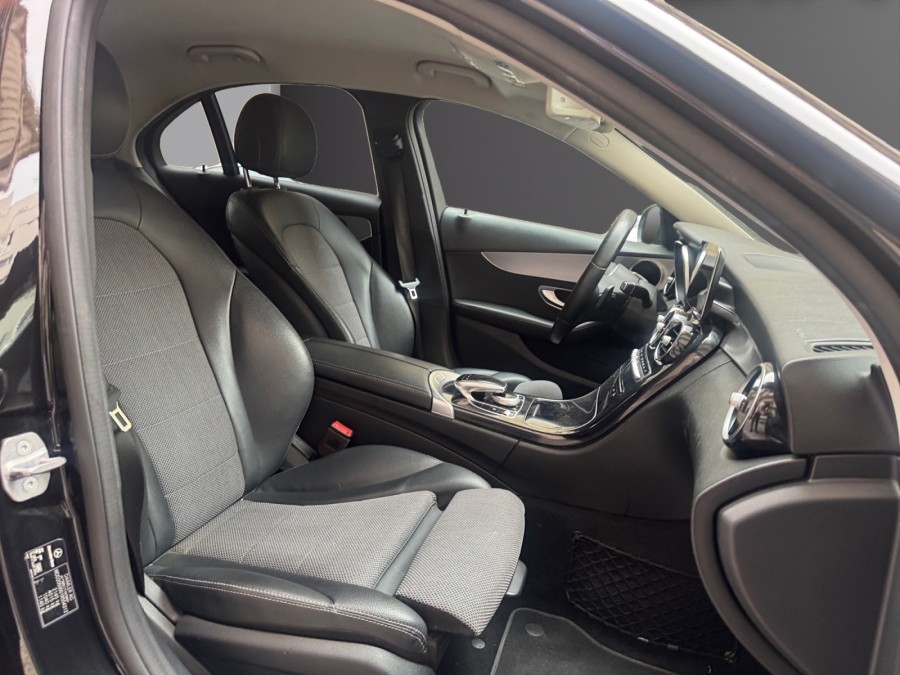 MERCEDES d'occasion C 180 D AVANTGARDE AUTO de 2021 Paris 15 (75)﻿