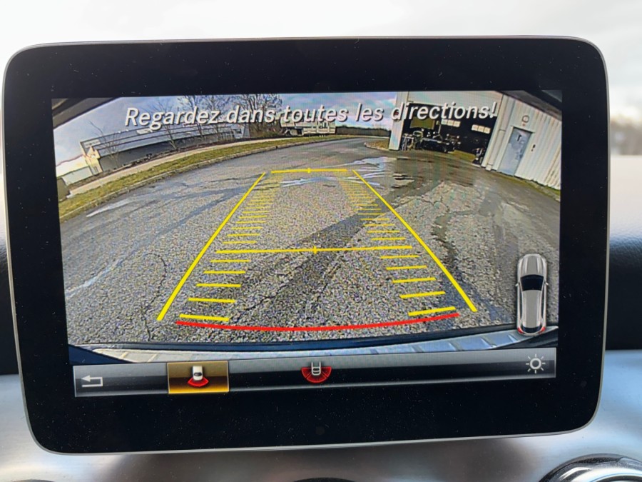 MERCEDES d'occasion CLASSE GLA GLA 200 D STARLIGHT EDITION de 2019