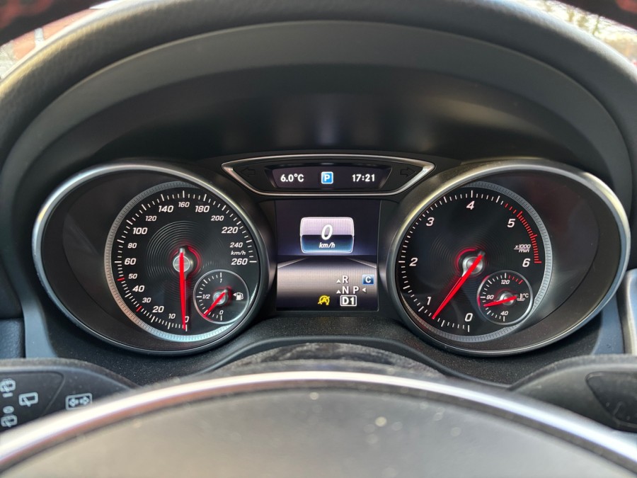 MERCEDES d'occasion CLASSE GLA GLA 200 D STARLIGHT EDITION de 2019