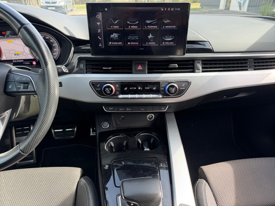AUDI d'occasion A4 Avant 35 TDI 163 S Line S TRONIC de 2022 Lyon Nord