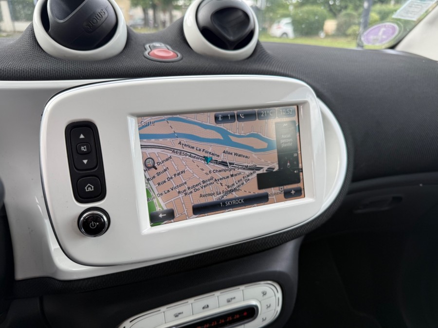 SMART d'occasion FORTWO COUPE 71ch prime twinamic de 2015 Champigny