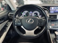 LEXUS d'occasion IS 300H Executive de 2015 Annecy (74)﻿
