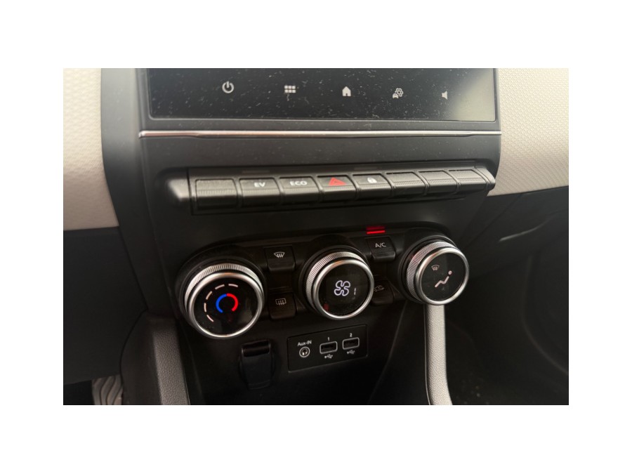 RENAULT d'occasion CLIO 1.6 E-Tech hybride 145ch Evolution de 2023