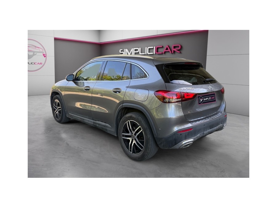 MERCEDES d'occasion GLA 200 d 150ch Progressive Line 8G-DCT de 2021