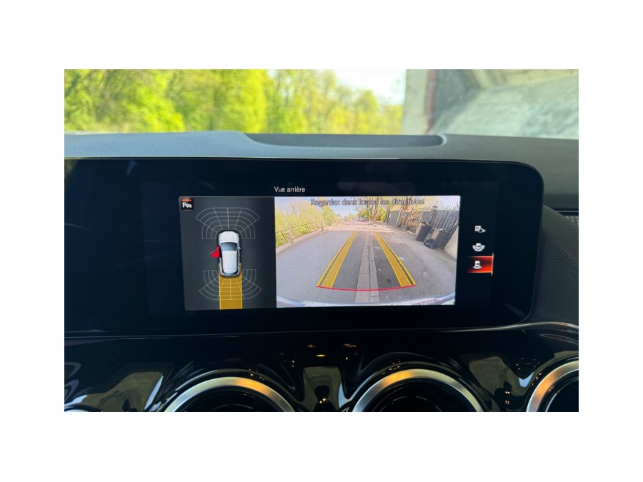 MERCEDES d'occasion GLA 200 d 150ch Progressive Line 8G-DCT de 2021